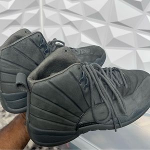 Retro 12 psnyx dark grey